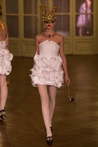 Look 20